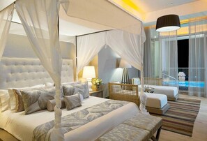 4 habitaciones, tabla de planchar con plancha, wifi y ropa de cama 