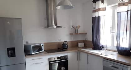Petite Maison Ă  la Campagne