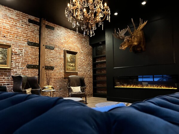 Interior - The Linden Lofts at Albertini’s- Downtown Luxury Loft #4 (Wallace)