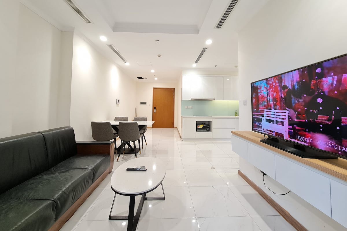 Apartemen, 4 kamar tidur, balkon, pemandangan kota | Ruang kerja ramah laptop, kedap suara, dan setrika/meja setrika