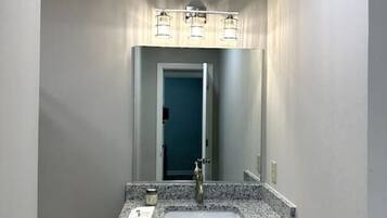 Bañera y secador de pelo