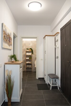 Interior - Lazo Two Room - Luxury Apartment (București)