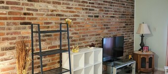 1 BR, 1 Bath, End Unit Condo - Fully Furnished