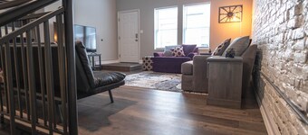 King Centered Downtown Lafayette