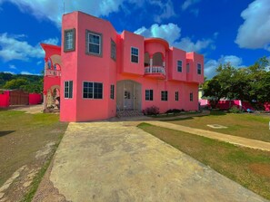 Exterior - A taste of Jamaica Lavern place  (Ocho Rios)
