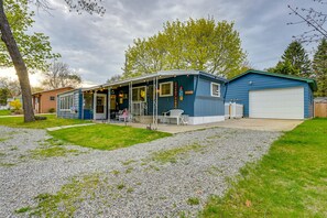 Exterior - Walk to Lake Huron: Pet-Friendly Caseville Cottage (Caseville)
