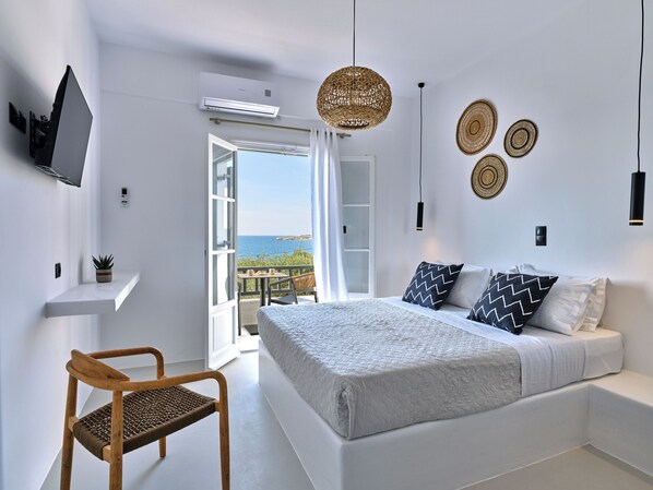 Double Room | In-room safe, laptop workspace, free WiFi, bed sheets - PAROS FIVE SENSES (Paros)