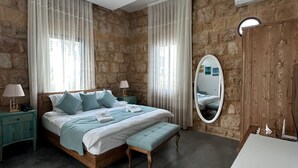 Kamar Double Deluks | Setrika/meja setrika dan Wi-Fi gratis