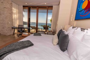 6 bedrooms, in-room safe, desk, iron/ironing board