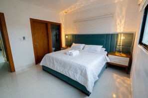 4 Schlafzimmer, Reisekinderbett, WLAN