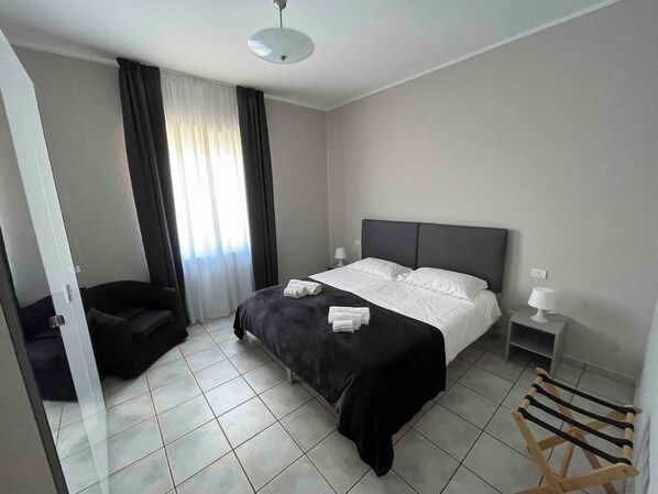 1 bedroom, premium bedding, down comforters, in-room safe - Residence Verona Inn (Verona)