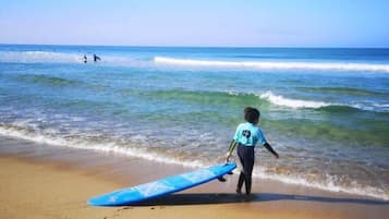 Surfing/bodyboarding