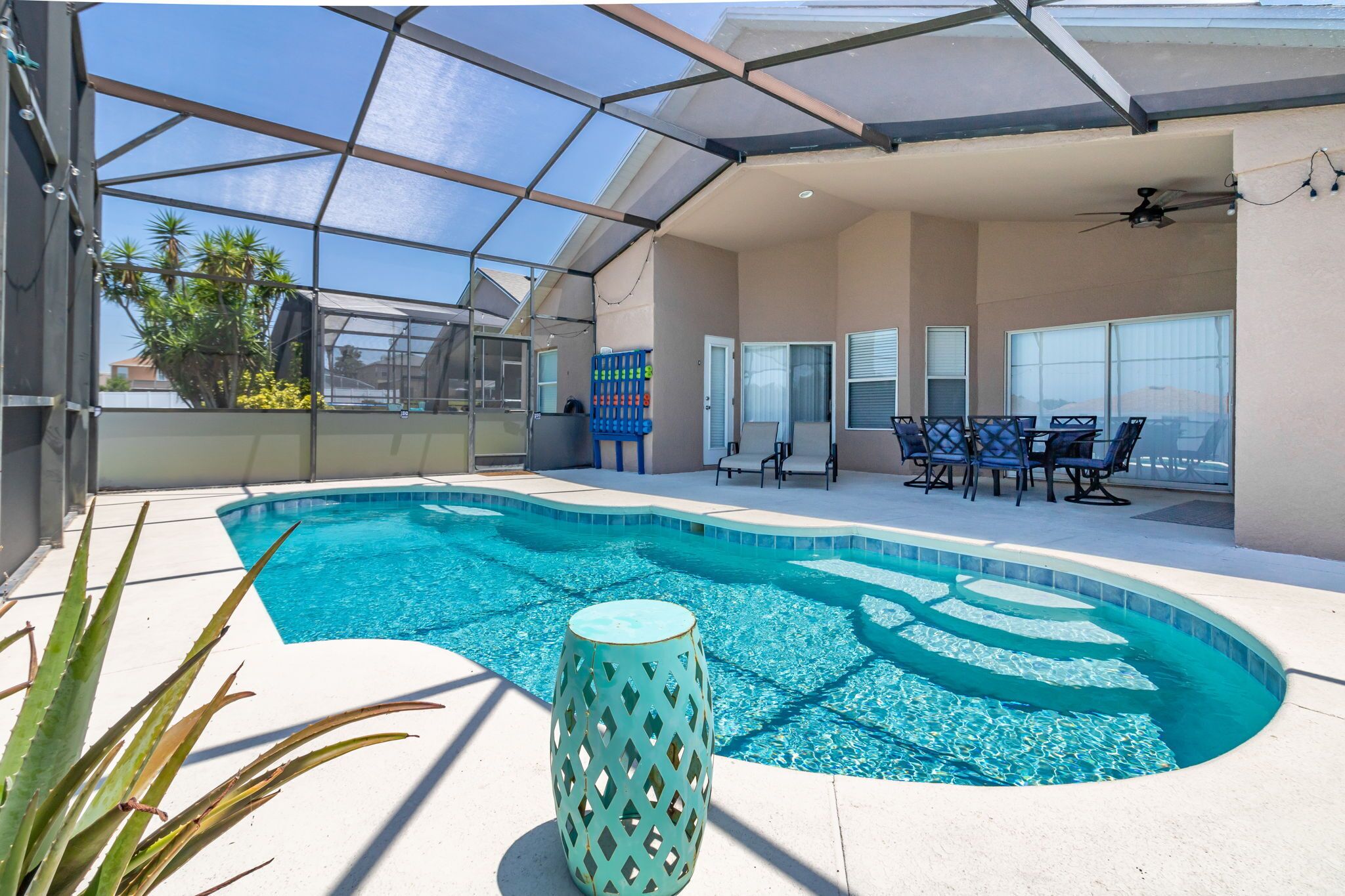 4 bedroom POOL home near Disney