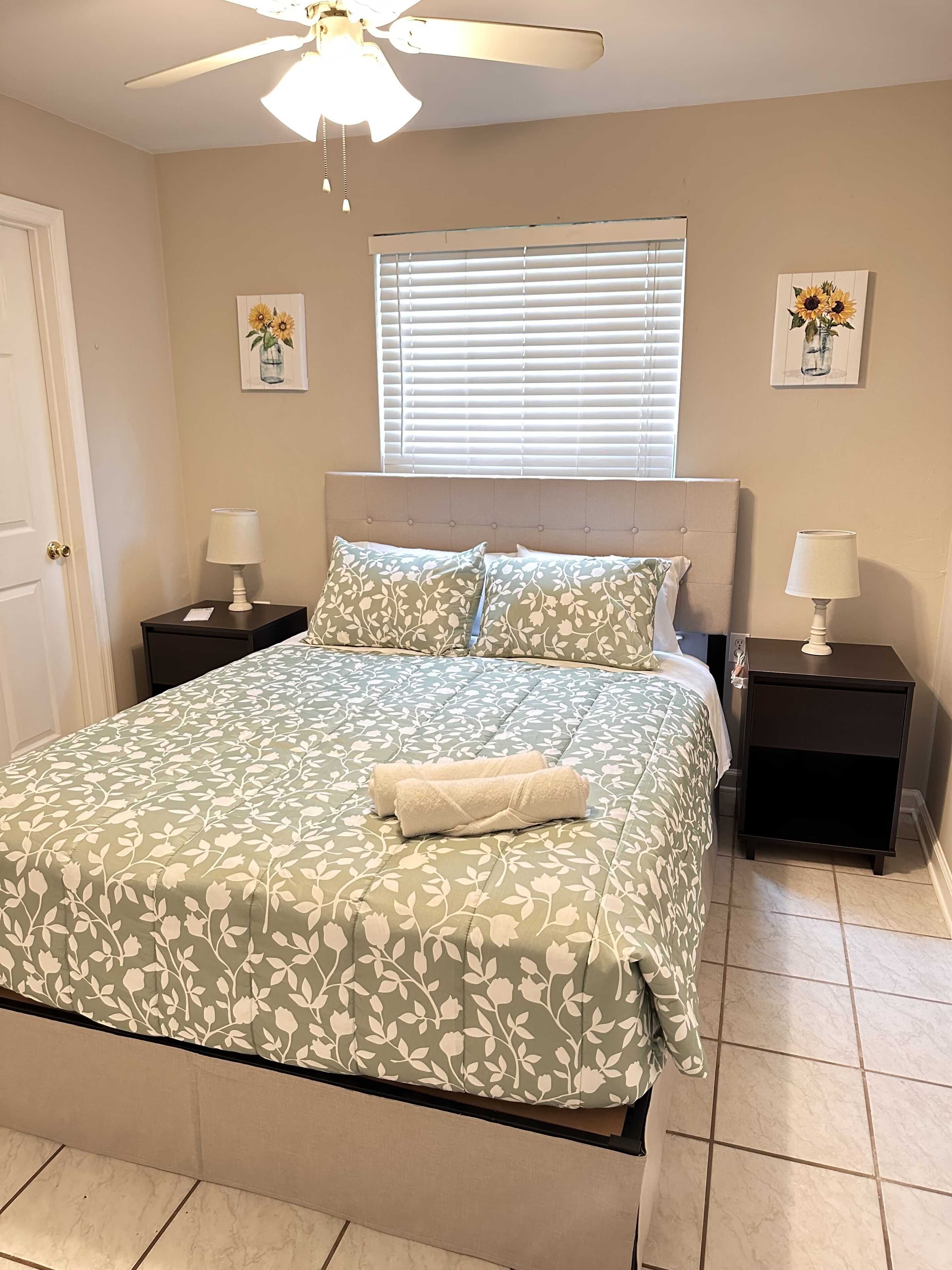 3 bedrooms, iron/ironing board, free WiFi, bed sheets