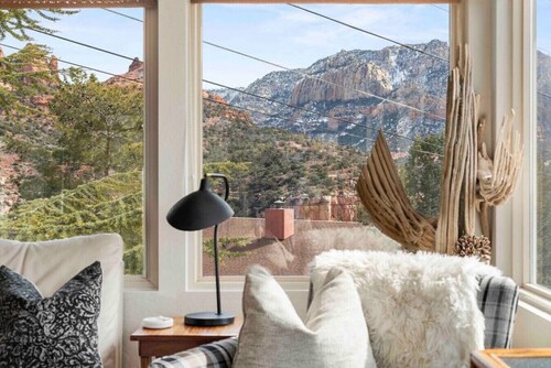 Prime Location in Uptown with epic views and Hot Tub