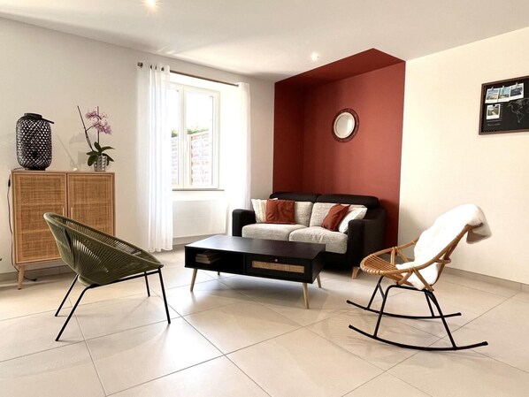 TV, bordtennis og bøker