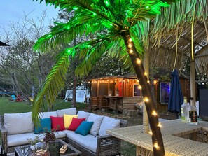 Property grounds - Utopia villa and spa (Innisfil)