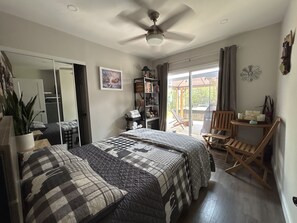 3 bedrooms, in-room safe, iron/ironing board, free WiFi