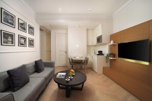Living area - Atik Suite Taksim  (Istanbul)