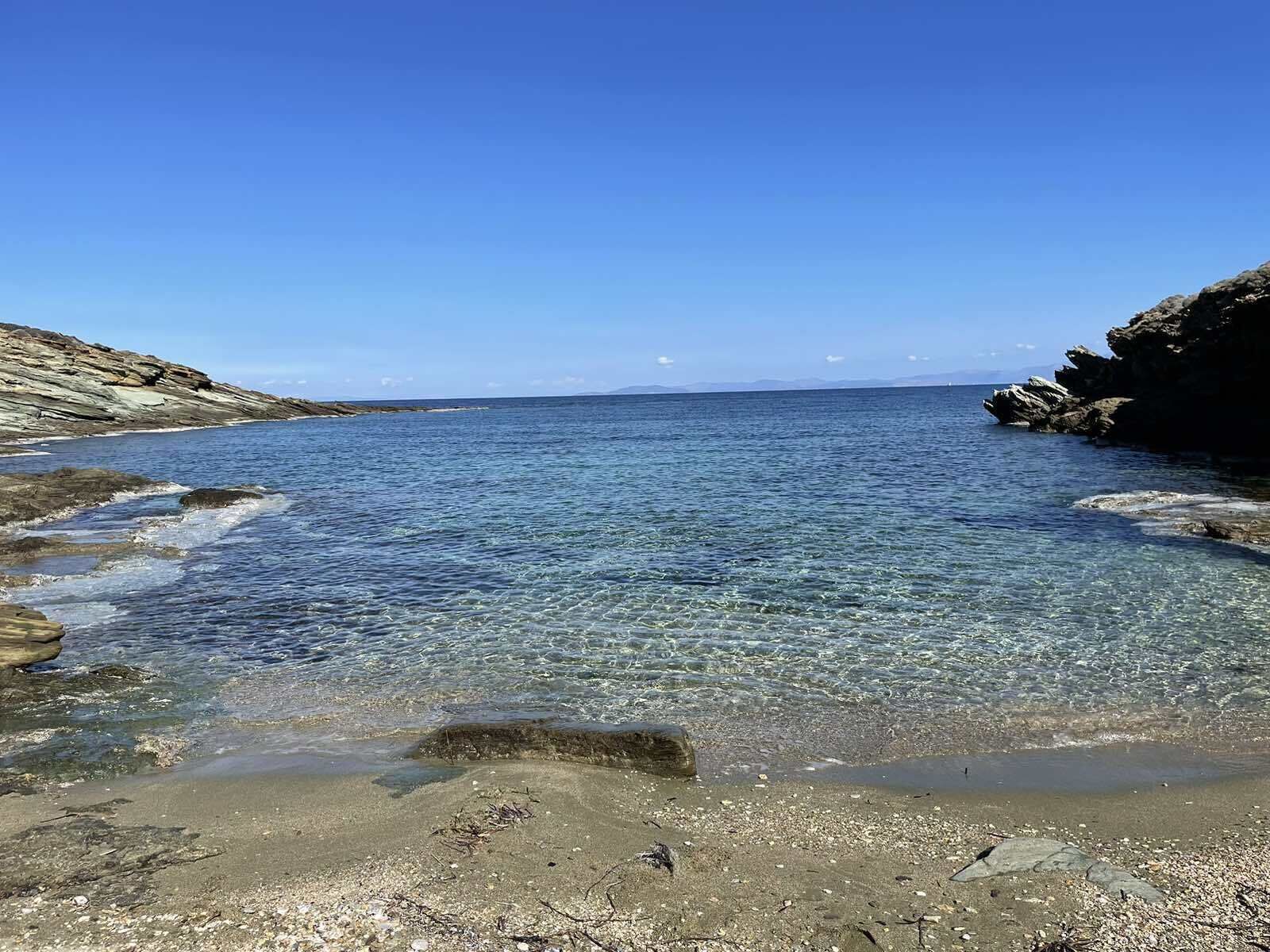Plage, chaises longues, serviettes de plage