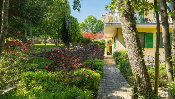 Property grounds - Nice apartment in Buzet (Buzet)