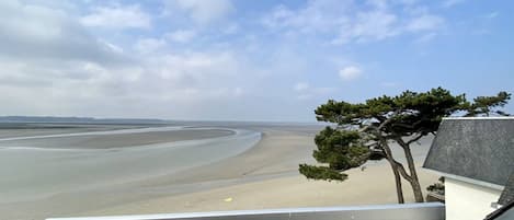 On the beach, beach towels