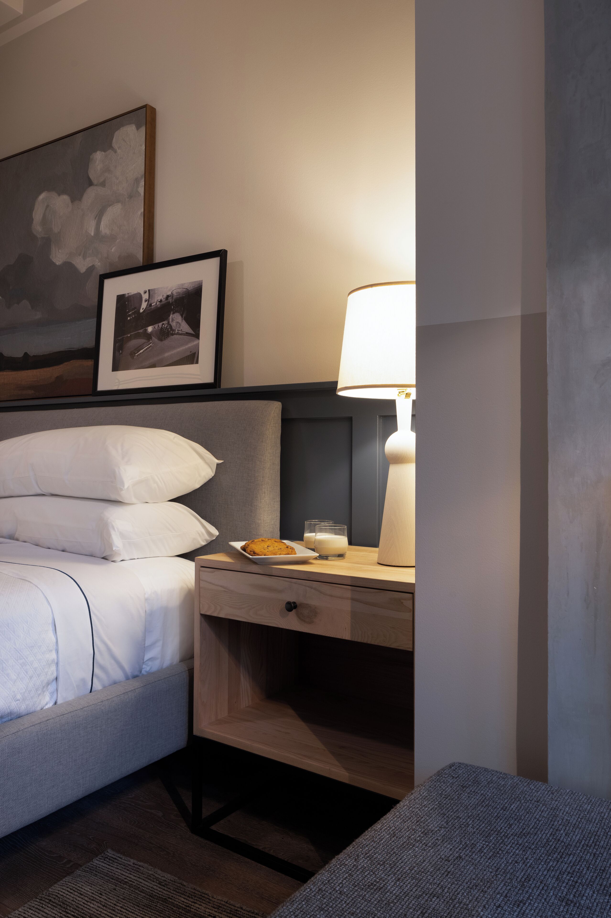 Sengetøy av topp kvalitet, dundyner og senger med overmadrass