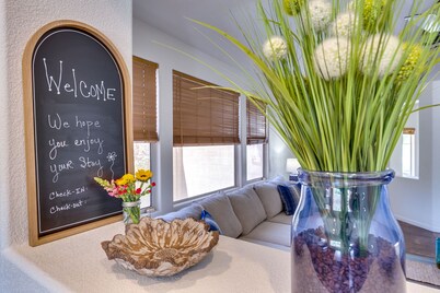 Sparkling Pool Near The Wigwam, Spring Training, State Farm Stadium!