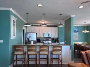 Fridge, microwave, oven, stovetop - Seaside Escape, Dog Friendly (Crystal Beach)