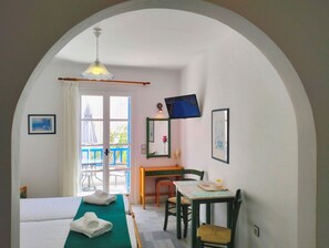 Studio, 2 Twin Beds, Private Bathroom | In-room safe, free WiFi, bed sheets - Nostos Studios (Naxos)