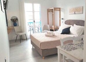 Studio, 1 Double Bed, Private Bathroom | In-room safe, free WiFi, bed sheets - Nostos Studios (Naxos)