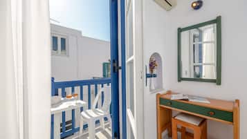 Studio, 2 lits une place, salle de bains privée