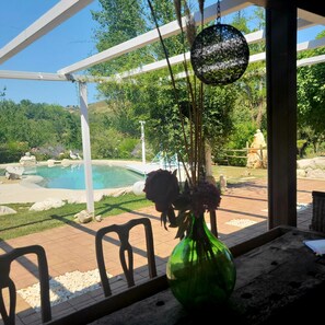 Property grounds - Tilly Villa in Ecodesign with pool and seawater whirlpool (Coriano)