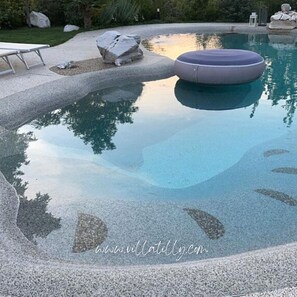 Piscine extérieure