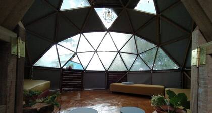 Domo Lodge, Disfruta Habitando Espacios Naturales