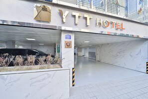 Front of property - Busan Seomyeon YTT Hotel (Busan)