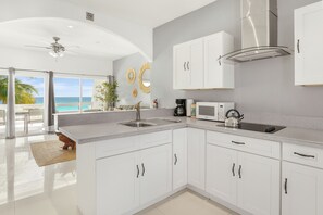Apartamento superior | Cocina privada | Hervidor eléctrico