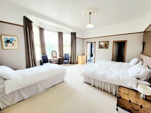 7 bedrooms, iron/ironing board, WiFi, bed sheets