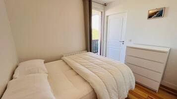 2 bedrooms, free WiFi