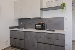 Micro-ondes, plaque de cuisson