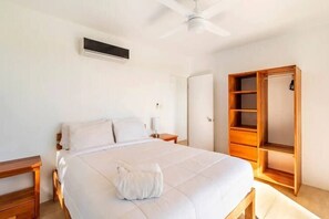 2 chambres, bureau, fer et planche à repasser, Wi-Fi gratuit
