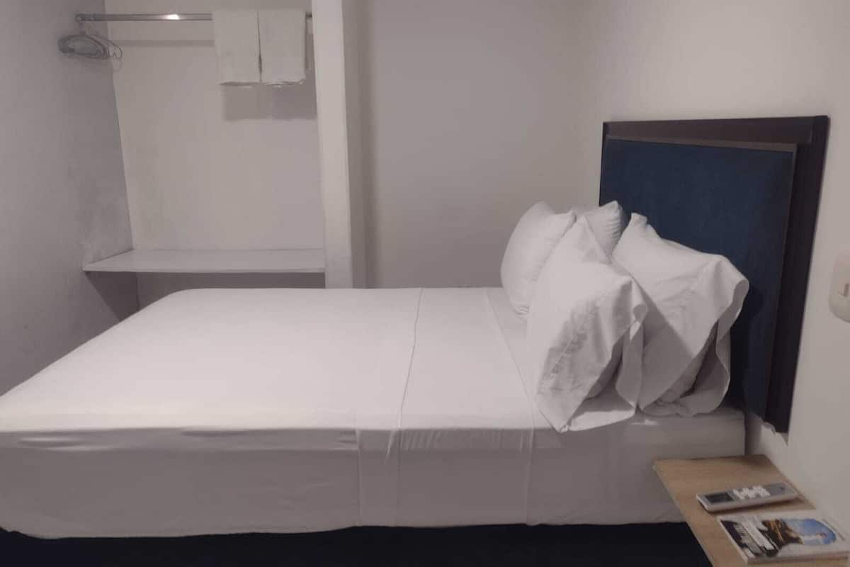 Basic Double Room