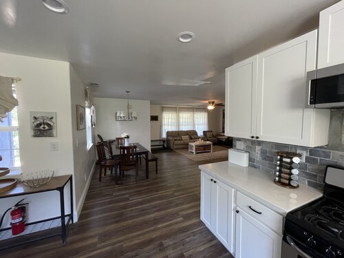 Bellas Cottage-Yosemite Oakhurst Bass Lake winter special lowest price of the yr