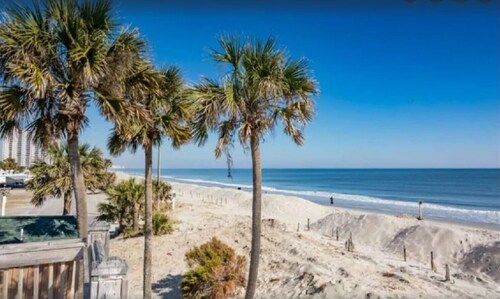 Ocean Lakes Private Beach & Fountain View Tower