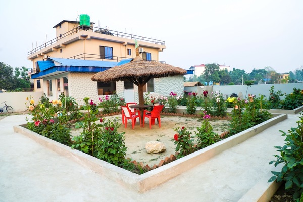 Children’s play area – outdoor