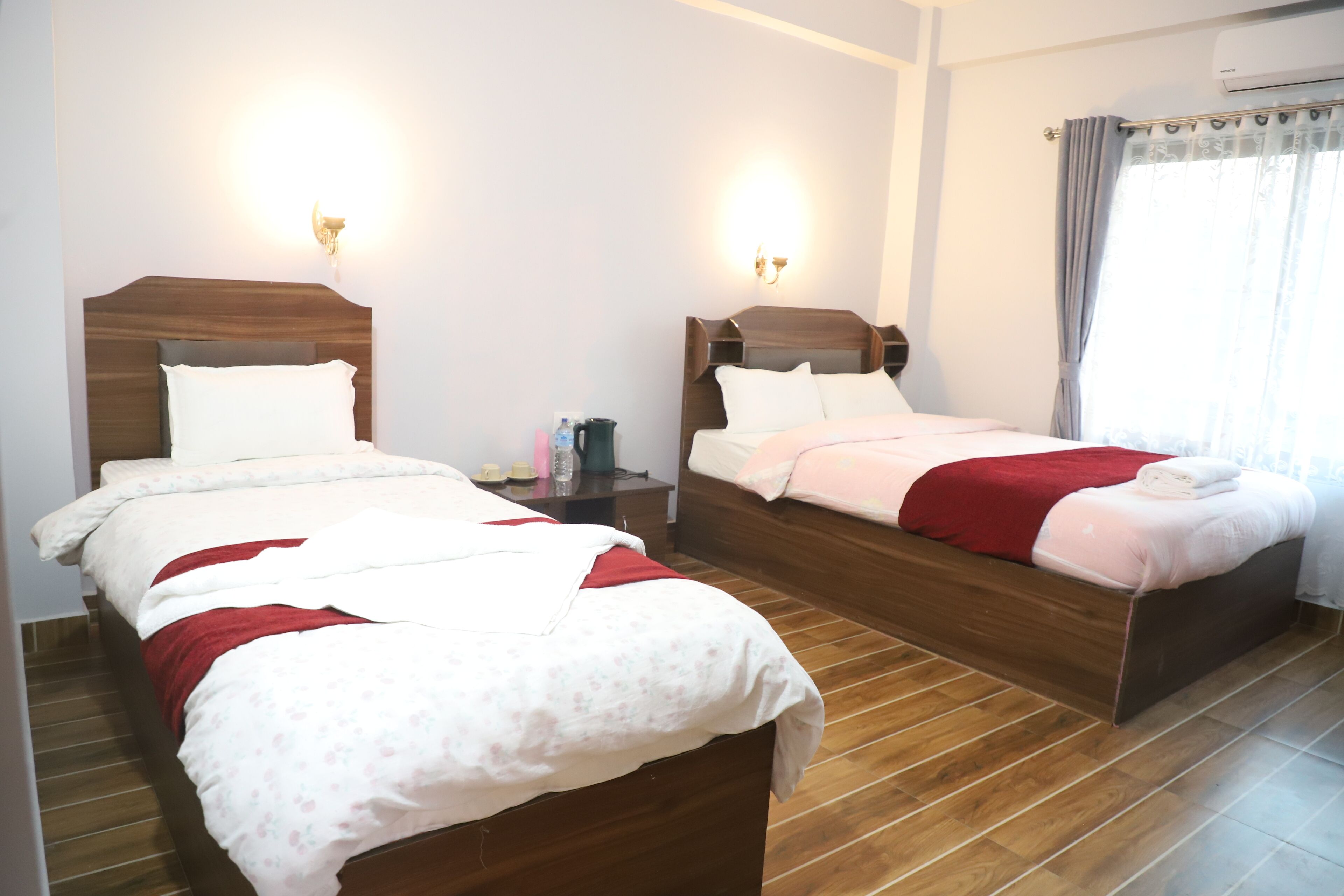 奢华客房 | 办公桌、笔记本电脑工作区、隔音、免费 WiFi