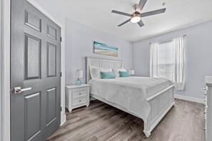 3 chambres, fer et planche à repasser, Wi-Fi gratuit, draps fournis