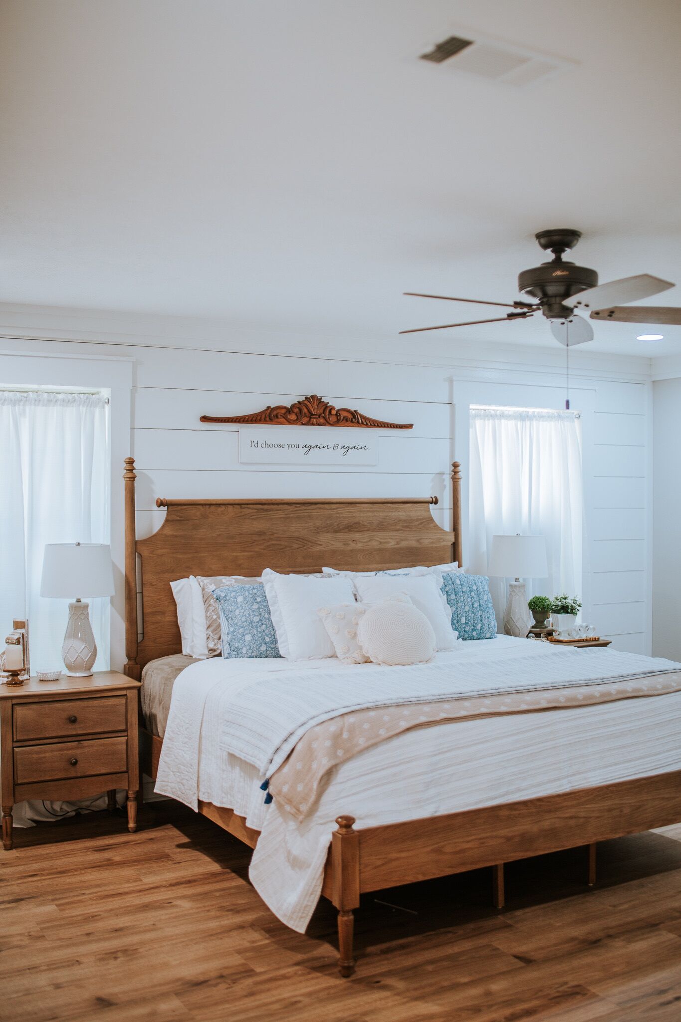 3 bedrooms, iron/ironing board, bed sheets