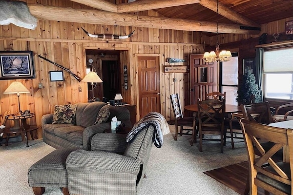 Una Smart TV, un reproductor de DVD