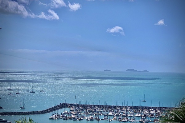 Marina/club náutico